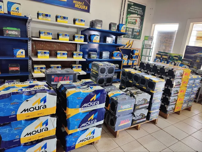 Interior da Baterias Katsuo com amplo estoque