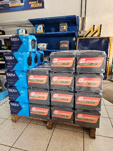 Estoque de baterias na loja